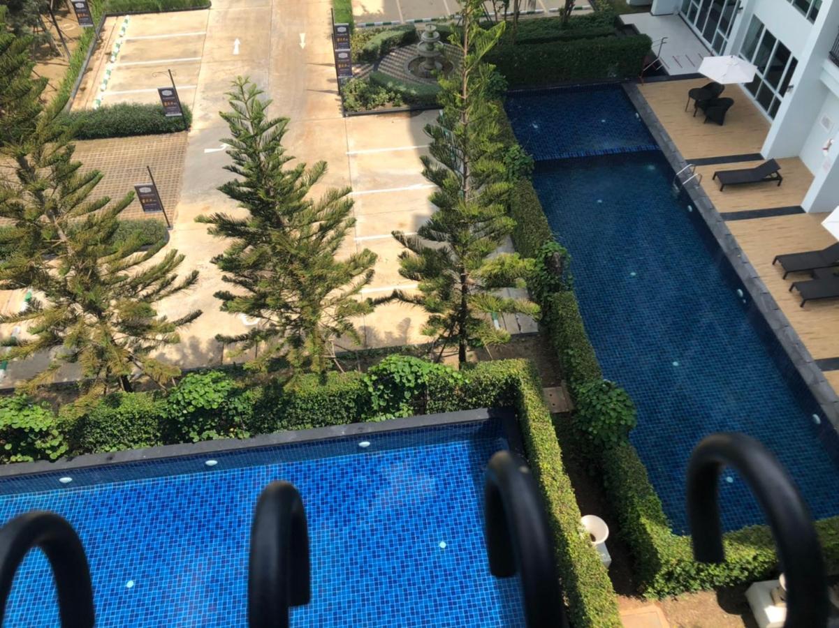 ホテル Courtyard Khaoyai ナコーン・ラーチャシーマー エクステリア 写真
