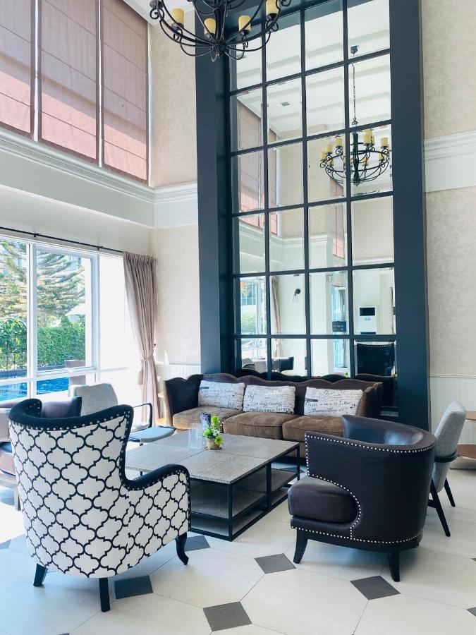 ホテル Courtyard Khaoyai ナコーン・ラーチャシーマー エクステリア 写真
